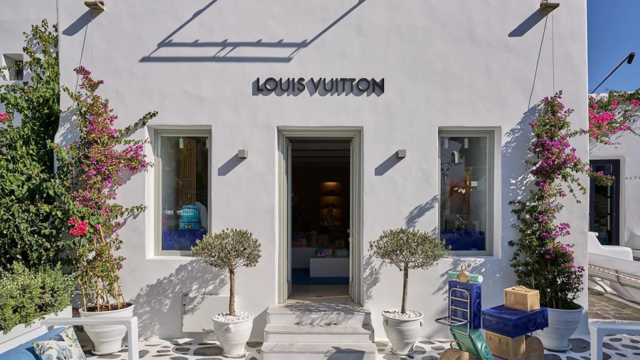 Louis Vuitton: Επιστροφή σε επιδόσεις προ πανδημίας στην Ελλάδα