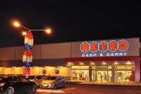 METRO: Αύξηση κατώτατου μισθού στα 900 ευρώ για τους εργαζομένους της