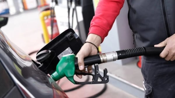 Παρατηρητήριο Τιμών Καυσίμων: Από τα 1,75 ευρώ στα 2 ευρώ μέσα σε 20 μέρες