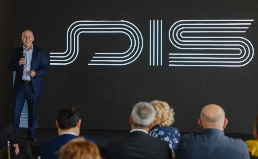 Η DIS παρουσίασε τη νέα εταιρική της ταυτότητα