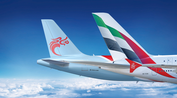 Emirates: Διευρύνει το δίκτυό της στην Κίνα μέσω συνεργασίας interline με τη Loong Air