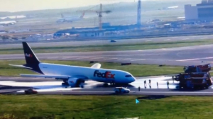 Εφιαλτική προσγείωση Boeing 767 στο αεροδρόμιο της Κωνσταντινούπολης λόγω βλάβης στο σύστημα προσγείωσης