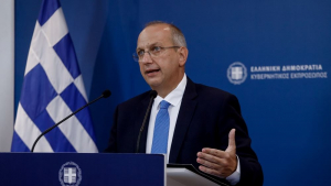 Οικονόμου για ΣΥΡΙΖΑ - ΚΙΝΑΛ: Ψηφοθηρούν ακόμη και στην ακραία παραβατικότητα των πλαστών πιστοποιητικών