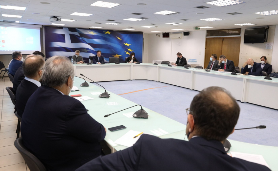 Ενεργειακή κρίση: Σύσκεψη υπουργών με φορείς της βιομηχανίας για το κόστος ρεύματος
