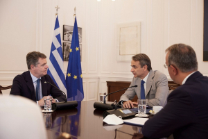 Ντόναχιου: Το Ελλάδα 2.0 είναι από τα καλύτερα στην ΕΕ - Τι συζήτησε με Μητσοτάκη