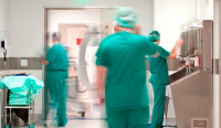 Παρέμβαση της Εισαγγελίας για τις «εφόδους αρνητών» σε νοσοκομεία