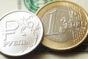 Νέο ιστορικό χαμηλό για ρούβλι μετά τις δηλώσεις Μπλίνκεν για κόψιμο του ρωσικού πετρελαίου