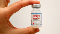 Moderna: Υπέβαλε αίτημα για πλήρη έγκριση του εμβολίου της κατά του κορονοϊού στις ΗΠΑ