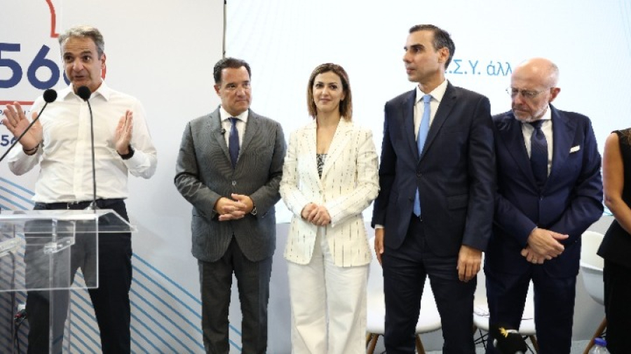 Μητσοτάκης: Περιοδεία στα περίπτερα της 89ης ΔΕΘ