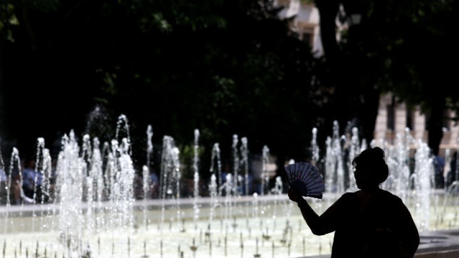 Climatebook: Το 2025 το δεύτερο θερμότερο έτος για την Ελλάδα στα χρονικά των καταγραφών