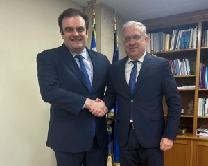 Ξεκίνησε η συνεργασία Τ. Θεοδωρικάκου και Κ. Πιερακάκη