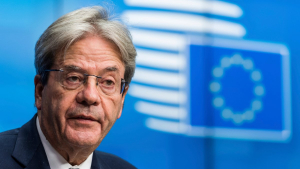 Τζεντιλόνι: Η ευρωζώνη μπαίνει σε ύφεση