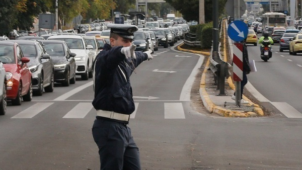 Κυκλοφοριακές ρυθμίσεις το Σάββατο στην Αθήνα, λόγω της κηδείας του Διονύση Σαββόπουλου