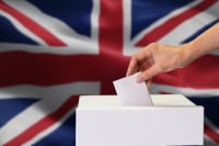 Βρετανία: Έξι στους 10 Βρετανούς θέλουν εκλογές φέτος - Οι Εργατικοί προηγούνται των Συντηρητικών