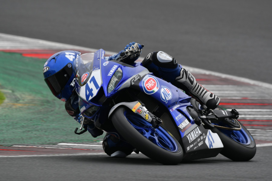 Yamaha: Χορηγία προς τον νεαρό αθλητή ταχύτητας Γιάννη Περιστερά