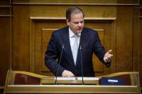 Καραμανλής: Το ΚΙΝΑΛ γίνεται ουρά του ΣΥΡΙΖΑ και υιοθετεί fake news