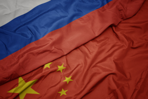Στο πλευρό της Ρωσίας η Κίνα: Αναπτύσσουμε νέο μοντέλο διεθνούς σχέσης