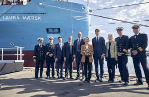 Maersk: Bάφτισε το πρώτο πλοίο της που κινείται με βιομεθανόλη