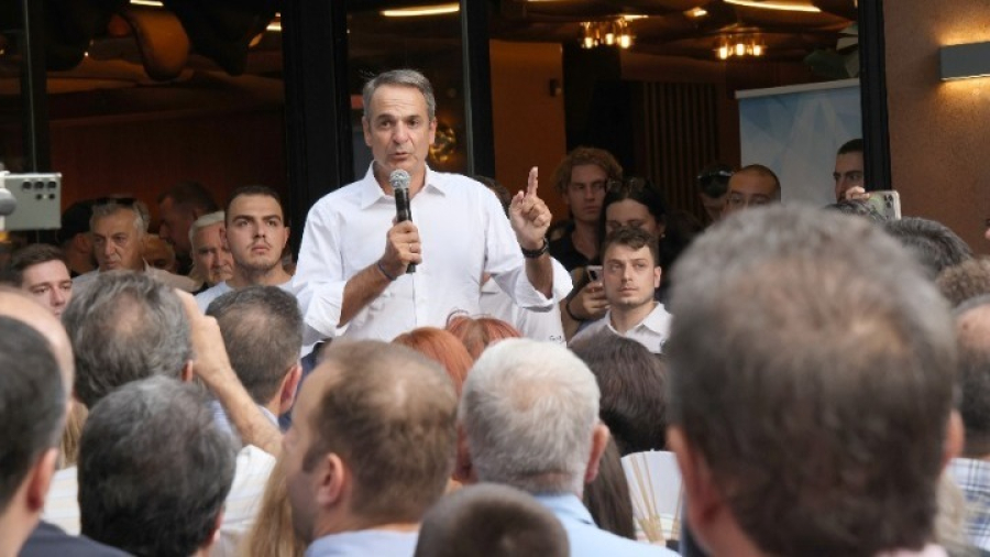 Μητσοτάκης: Πάνω από 950 ευρώ ο κατώτατος μισθός πριν από τις εκλογές