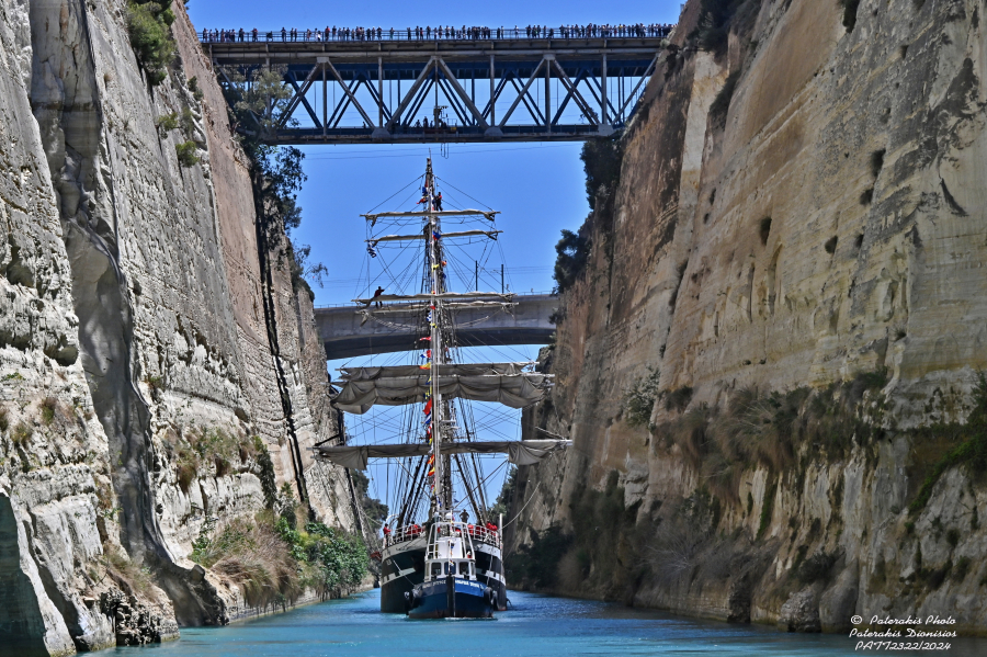 Ολυμπιακή Φλόγα: Το ιστιοφόρο Belem άνοιξε πανιά και διέσχισε τη Διώρυγα της Κορίνθου