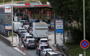 Γαλλία: Αναμένεται κυβερνητική παρέμβαση για την απεργία στα διυλιστήρια