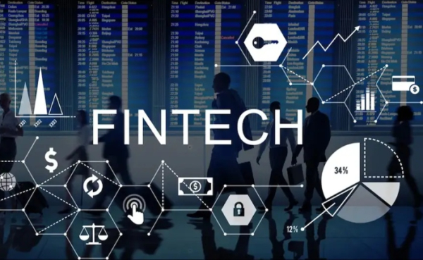 Fintech: Πώς η τεχνολογία μεταμορφώνει τις τραπεζικές συναλλαγές και τις επενδύσεις