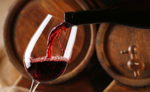 Σε κρίσιμη καμπή η ιταλική οινοποιία το 2025