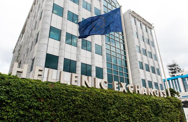 Χρηματιστήριο Αθηνών: Με υπεραπόδοση στο τέλος έσωσε τις 910 μονάδες