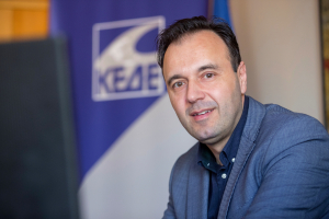 Ο πρόεδρος της ΚΕΔΕ, Δημήτρης Παπαστεργίου.
