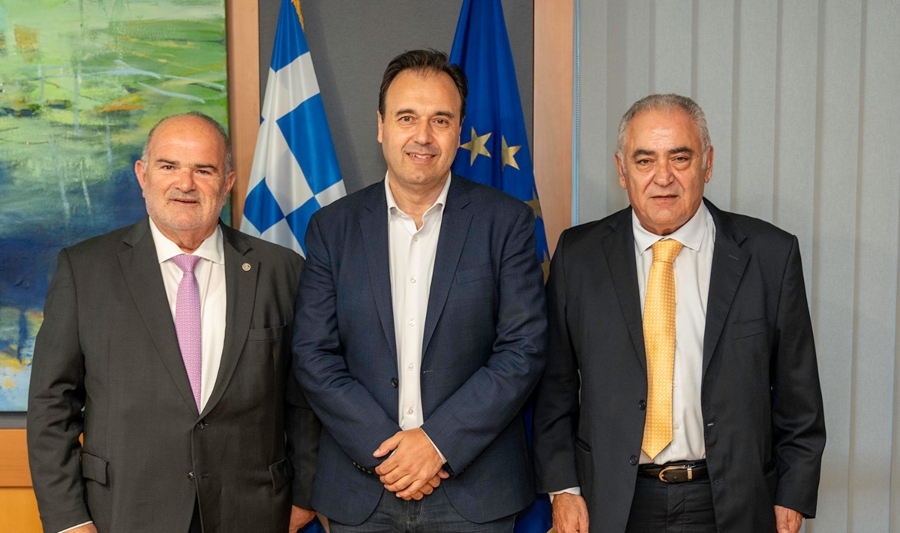 Παπαστεργίου στη συνάντηση με ΕΕΑ: Αναμένεται σημαντική μείωση ανασφάλιστων οχημάτων