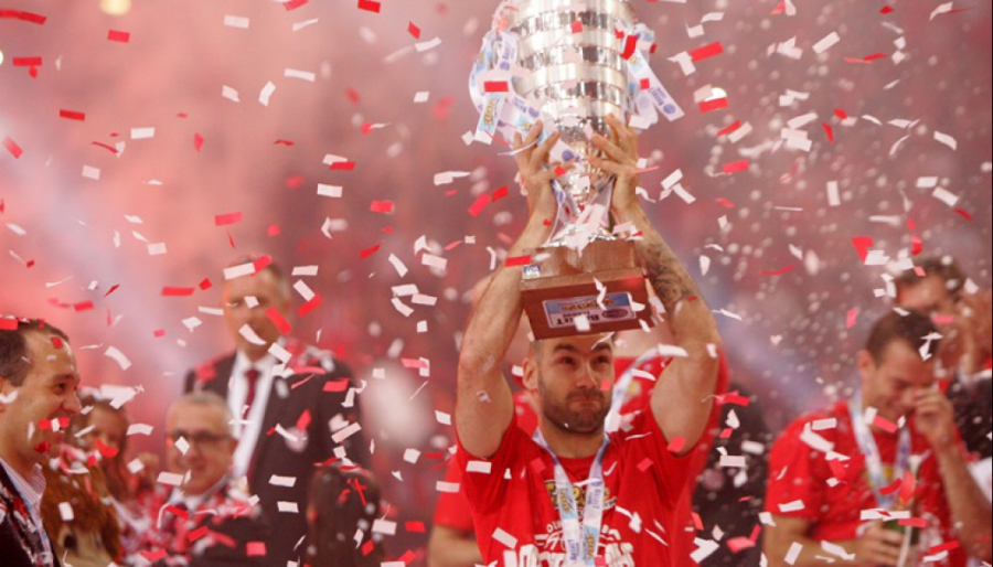 Ο τεράστιος Βασίλης Σπανούλης ανακοίνωσε ότι σταματάει το μπάσκετ