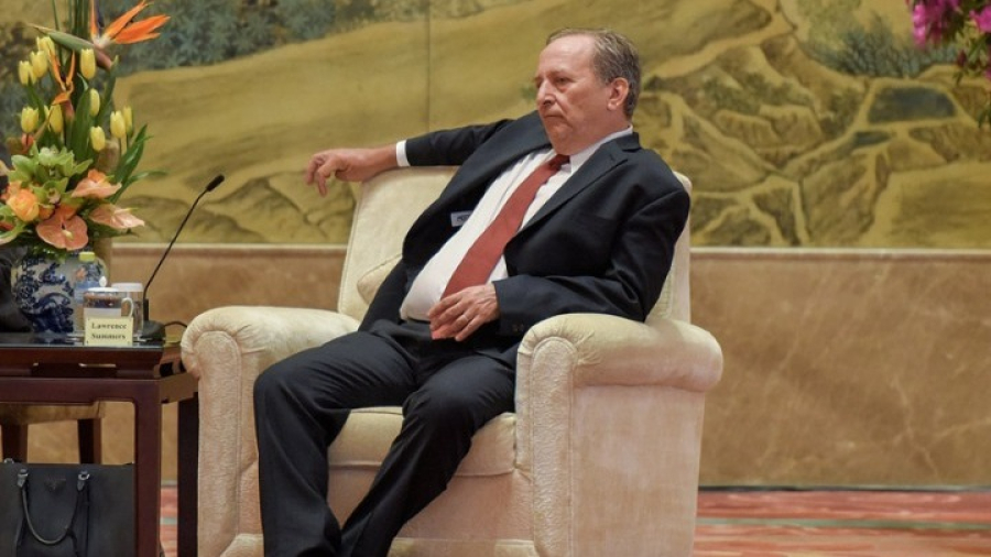 Υπόθεση Επστάιν: Ο πρώην ΥΠΟΙΚ επί Κλίντον, Λάρι Σάμερς, «αποσύρεται από τον δημόσιο βίο»