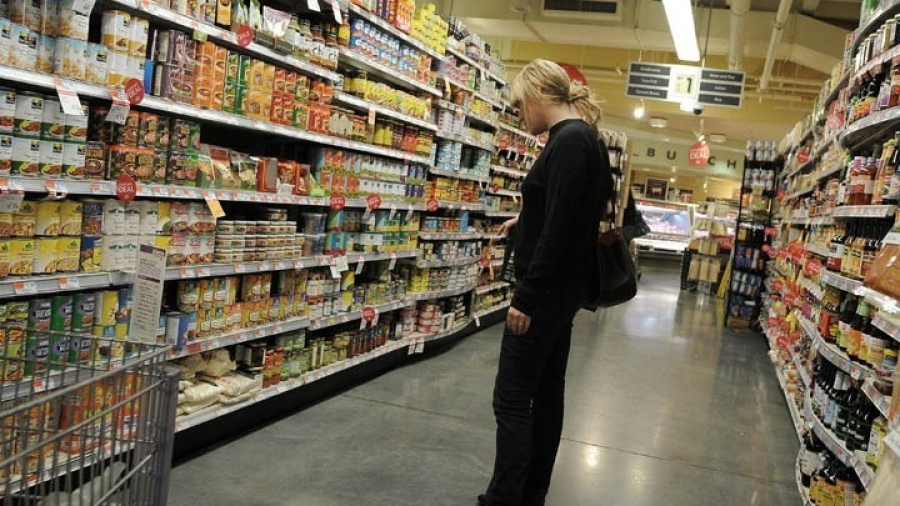 Στο μικροσκόπιο του υπουργείου Ανάπτυξης τα 4 διαρθρωτικά μέτρα για την αντιμετώπιση της ακρίβειας, ήδη, από την 1η μέρα εφαρμογής τους