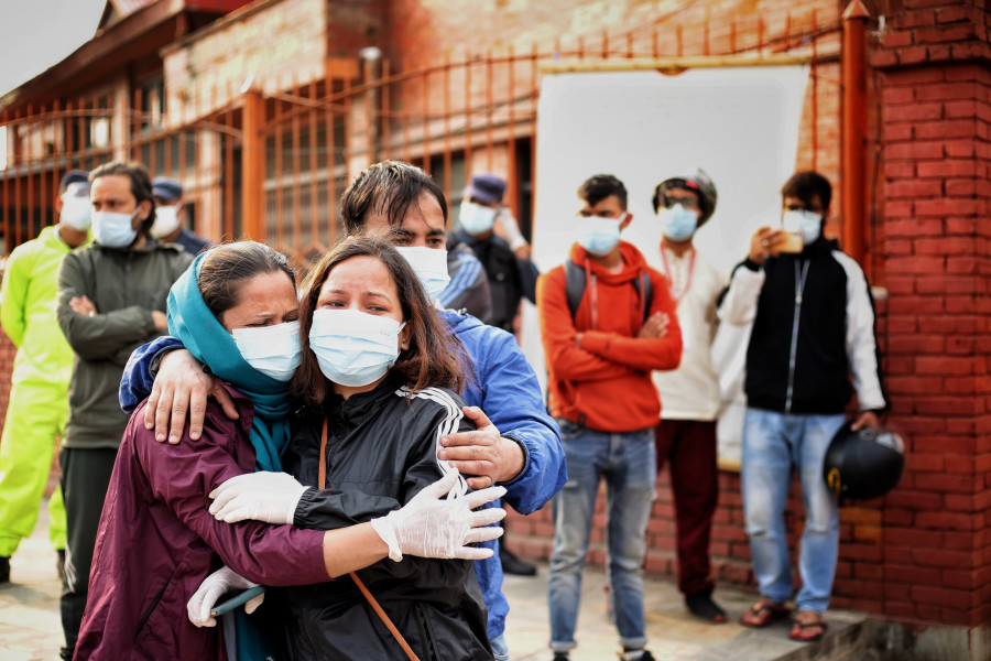 Το "κύμα" covid-19 της Ινδίας εξαπλώνεται στο Νεπάλ