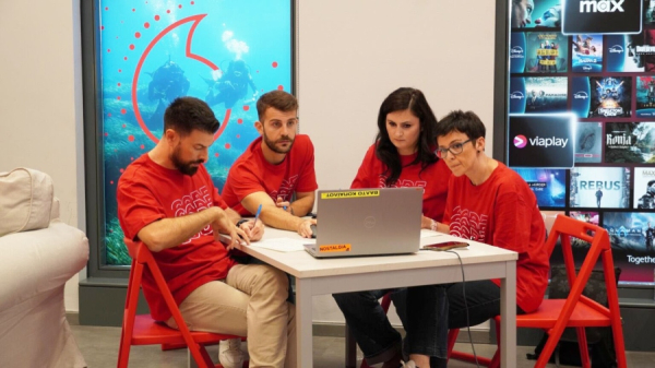 Vodafone: Ολοκληρώθηκε για 9η χρονιά το πρόγραμμα «Code Like a Girl»