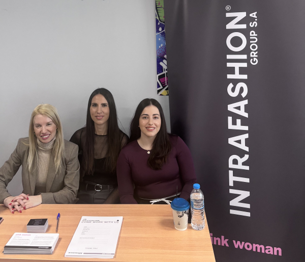 Pink Woman: Δυναμική παρουσία στην Ημέρα Καριέρας του Aegean College