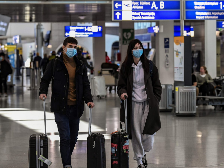 Επιτροπή λοιμωξιολόγων: Προτάσεις για την είσοδο των ταξιδιωτών στη χώρα