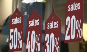 Θεσσαλονίκη: Εκπτωτικό δεκαπενθήμερο με ανοιχτά καταστήματα την Κυριακή στη Θεσσαλονίκη