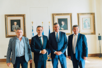 Εθνική Τράπεζα – Δήμος Αθηναίων: Συμφωνία για αξιοποίηση επτά ακινήτων μετά από δεκαετίες εκκρεμοτήτων