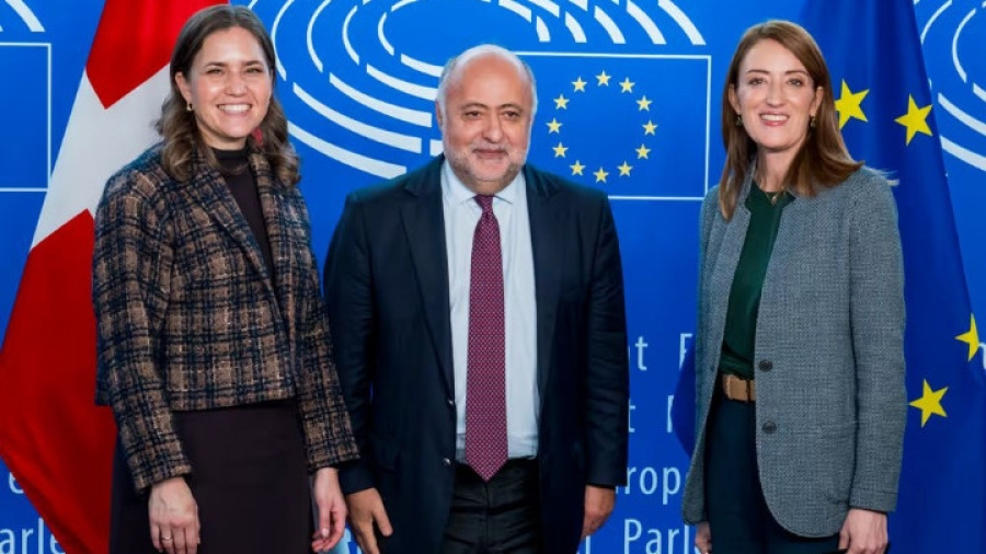 Υπεγράφη το «νομοθετικό πακέτο του Δημ. Τσιόδρα για τα χημικά» και γίνεται νομοθεσία της ΕΕ