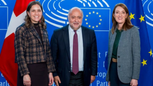 Υπεγράφη το «νομοθετικό πακέτο του Δημ. Τσιόδρα για τα χημικά» και γίνεται νομοθεσία της ΕΕ