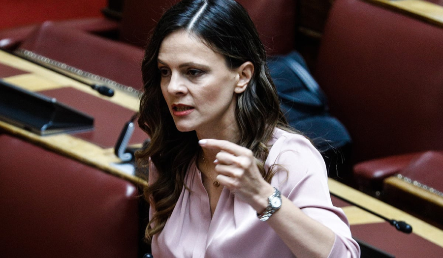 Αχτσιόγλου - Χαρίτσης: Οι συνεχείς ανατιμήσεις ισοπεδώνουν τα εισοδήματα των πολιτών