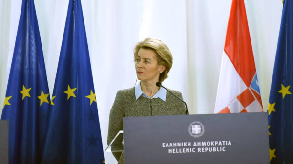 Ούρσουλα φον ντερ Λάιεν και Πασκάλ Ντόναχιου χαιρετίζουν την έξοδο της Ελλάδος από την ενισχυμένη εποπτεία