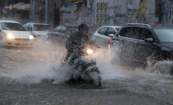 Κακοκαιρία "Μπάλλος": Στην κυκλοφορία Κηφισός και Παραλιακή - Δεν λειτουργούν δημόσιο, δικαστήρια, σχολεία
