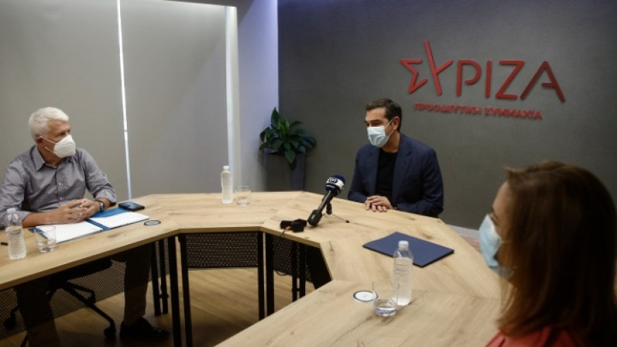 Τσίπρας με ΑΔΕΔΥ: Η κυβέρνηση θέλει να καταλύσει το δημοκρατικό και κοινωνικό κεκτημένο της Μεταπολίτευσης