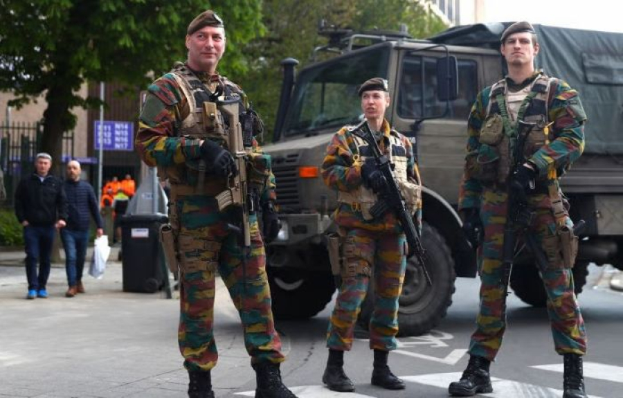 Βέλγιο: Τα 2/3 των Βέλγων θα ήθελαν στρατιωτικές περιπολίες για λόγους ασφάλειας (Ipsos)