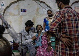 Ινδία-κορονοϊός: Περισσότερα από 400.000 περιστατικά νέων μολύνσεων, σε 24 ώρες