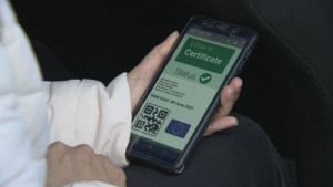 Κομισιόν: H Ελλάδα και ακόμη 6 χώρες εκδίδουν το ευρωπαϊκό ψηφιακό πιστοποιητικό