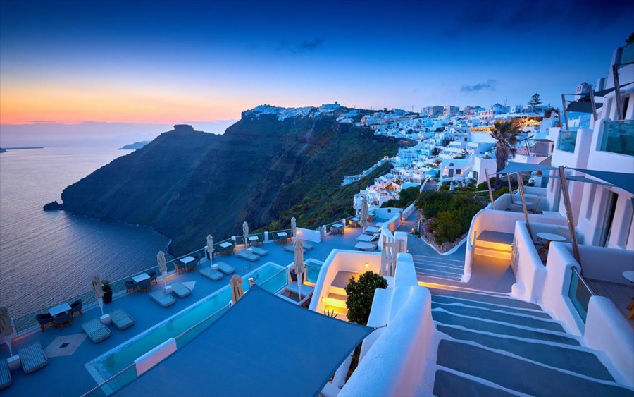 Βρετανία: Ελληνικά νησιά εντάσσονται στην "πράσινη λίστα" ταξιδιωτικών προορισμών