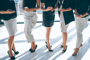 Grand Thorton: Οι γυναίκες κατέχουν το 32% ανώτερων διοικητικών θέσεων στις επιχειρήσεις παγκοσμίως